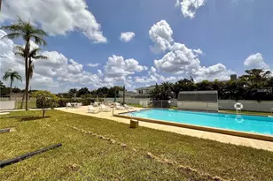 12300 Park Blvd, Seminole, FL 33772 - Photo 25