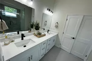 916 Dogwood Cir, Sebring, FL 33876 - Photo 9