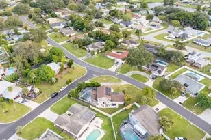 4600 Pine Lake Dr, Saint Cloud, FL 34769 - Photo 11