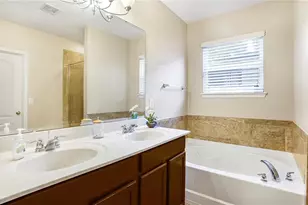 4985 Grassy Knoll Dr, Tavares, FL 32778 - Photo 13