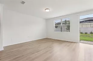 16354 Bird of Paradise Ave, Clermont, FL 34714 - Photo 5