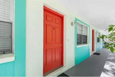 2865 51st Street S #9, Gulfport, FL 33707 - Photo 3