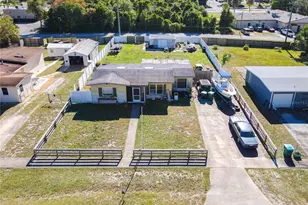 2271 E Dana Dr, Deltona, FL 32738 - Photo 11