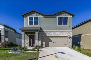 2240 Hemingway Cir, Groveland, FL 34736 - Photo 1