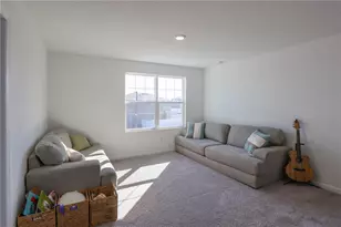 2240 Hemingway Cir, Groveland, FL 34736 - Photo 17