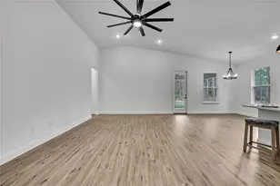 16007 Magpie Rd, Weeki Wachee, FL 34614 - Photo 5