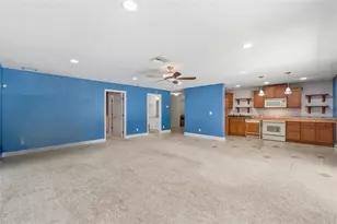 580 W 10th Ave, Mount Dora, FL 32757 - Photo 39