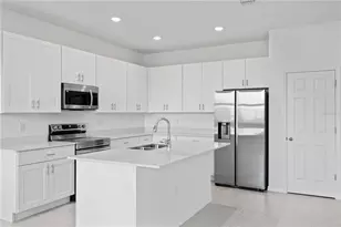 147 Bottle Brush, Haines City, FL 33844 - Photo 3