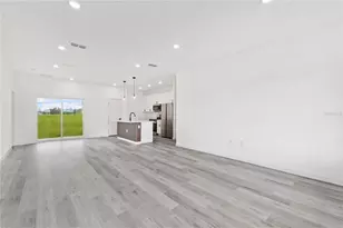 917 Desmoines Way, Poinciana, FL 34759 - Photo 11