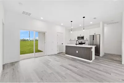 925 Desmoines Way, Poinciana, FL 34759 - Photo 15