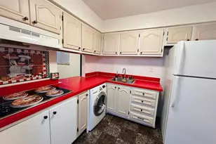 2854 N Powers Dr, Orlando, FL 32818 - Photo 9