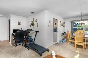 912 N Fairbairn Dr, Deltona, FL 32725 - Photo 7