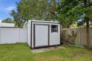 1113 Oakhill St, Seffner, FL 33584 - Photo 27