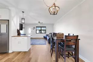 13638 Country Club Dr, Tavares, FL 32778 - Photo 9