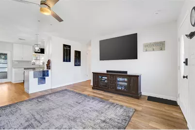 13638 Country Club Drive, Tavares, FL 32778 - Photo 7