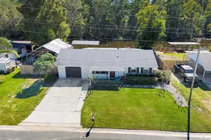 13638 Country Club Dr, Tavares, FL 32778 - Photo 37