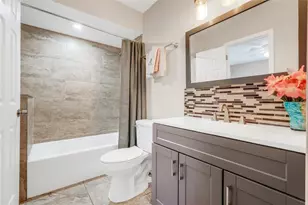 13638 Country Club Dr, Tavares, FL 32778 - Photo 21