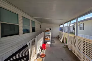 38720 Granger Ln, Zephyrhills, FL 33542 - Photo 23