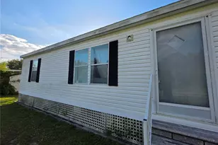 38720 Granger Ln, Zephyrhills, FL 33542 - Photo 27