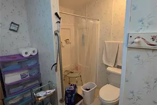 38720 Granger Ln, Zephyrhills, FL 33542 - Photo 17