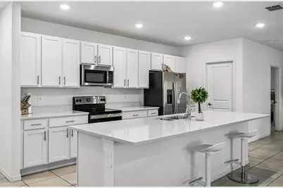 136 Citrine Loop, Kissimmee, FL 34758 - Photo 3