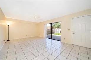 5258 Coral Ct, Orlando, FL 32811 - Photo 7