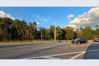 10847 E Colonial Drive, Orlando, FL 32817 - Photo 3