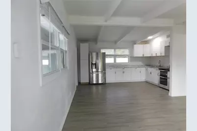 2015 Wishing Well Way, Tampa, FL 33619 - Photo 5