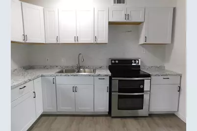 2015 Wishing Well Way, Tampa, FL 33619 - Photo 9