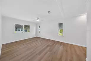 2243 Evergreen Cir, Zellwood, FL 32798 - Photo 9