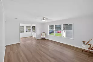 2243 Evergreen Cir, Zellwood, FL 32798 - Photo 3