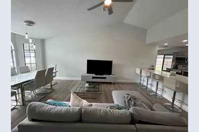 3926 Greenview Pines Court, Orlando, FL 32817 - Photo 5