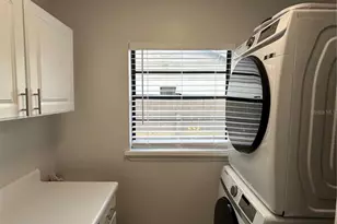 3926 Greenview Pines Ct, Orlando, FL 32817 - Photo 11