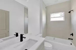 22372 Nyack Ave, Port Charlotte, FL 33952 - Photo 27