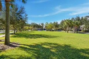 8068 Edgewood Forest Dr, Orlando, FL 32827 - Photo 7