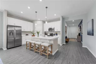 933 Pearlwood Loop, Eagle Lake, FL 33839 - Photo 5