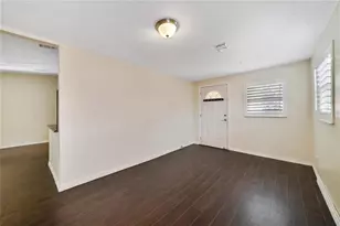 33 S Ortman Dr, Orlando, FL 32805 - Photo 9