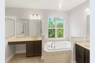 4307 Rustic Pine Place, Wesley Chapel, FL 33544 - Photo 5