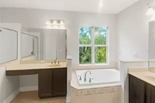 4307 Rustic Pine Pl, Wesley Chapel, FL 33544 - Photo 5