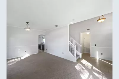 2613 Queen Alberta Drive, Valrico, FL 33596 - Photo 9