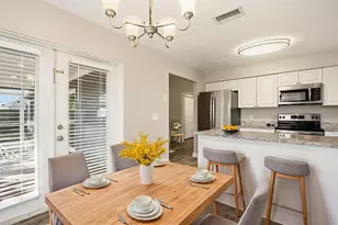 15009 Naples Pl, Tampa, FL 33624 - Photo 5