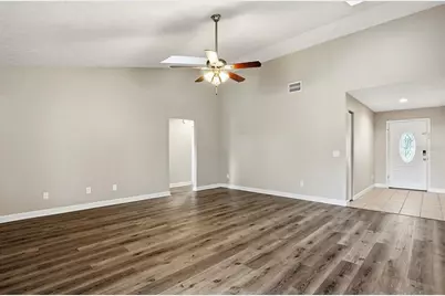 15009 Naples Place, Tampa, FL 33624 - Photo 13