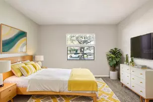 15009 Naples Pl, Tampa, FL 33624 - Photo 9