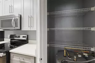 6084 Stevenson Dr, Orlando, FL 32835 - Photo 7