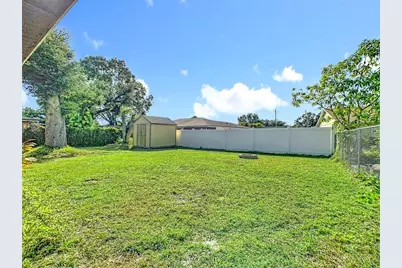 635 Fresno Court, Kissimmee, FL 34758 - Photo 27