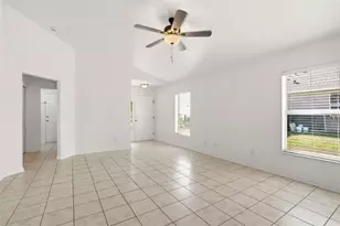 5504 71st St E, Palmetto, FL 34221 - Photo 7