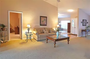 25327 Temple Ct, Leesburg, FL 34748 - Photo 11