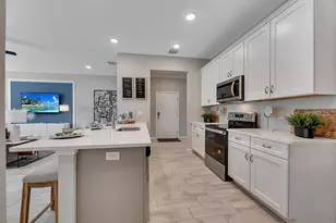 11740 Blackbrook Ct, Seffner, FL 33584 - Photo 3