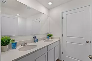 548 Preston Cv Dr, Saint Cloud, FL 34771 - Photo 11