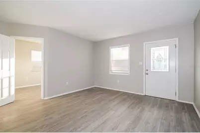 6813 N Clearview Avenue, Tampa, FL 33614 - Photo 3